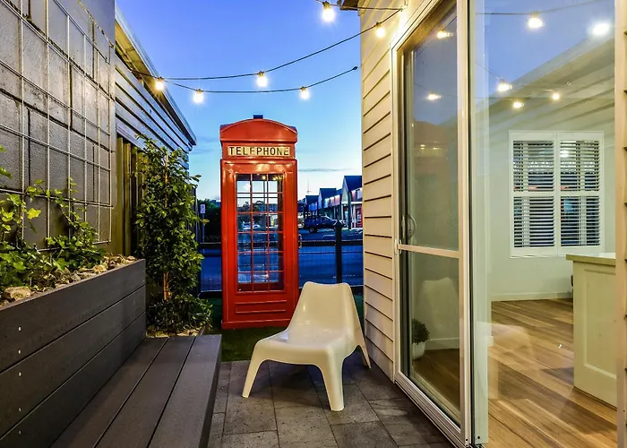 Aloha Central Luxury Apartments